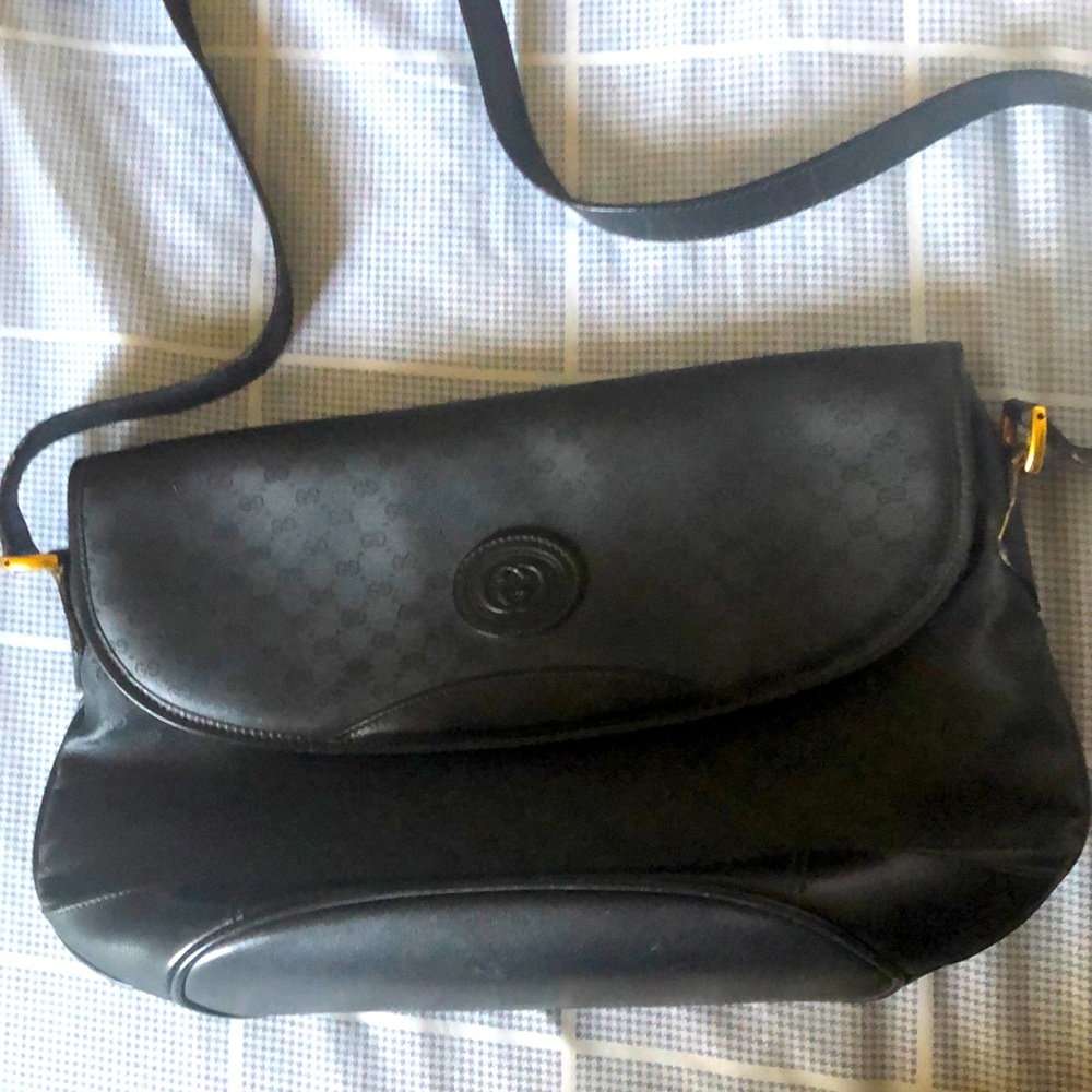 Gucci vintage authentic black snapped over flap closure shoulder bag Price Firm